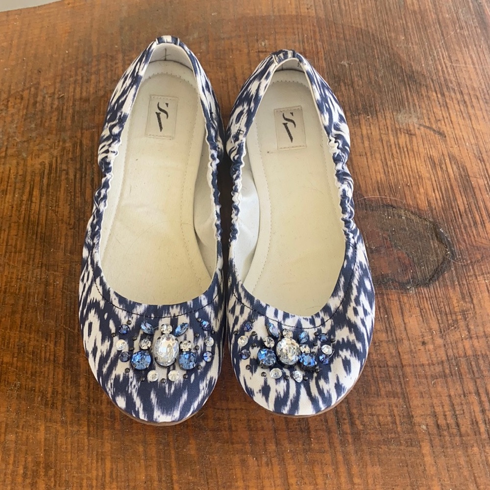 Simply Vera flats